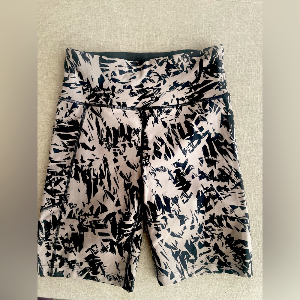 Calvin Klein active wear shorts size small